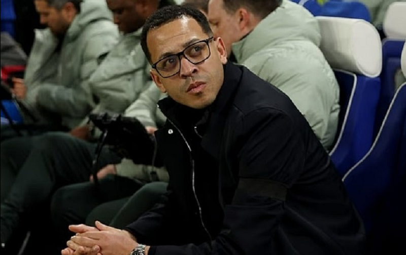 Petit nghi ngờ năng lực Rosenior tại Chelsea sau chuỗi kết quả thất vọng